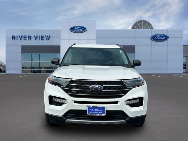 Certified 2023 Ford Explorer XLT w/ Equipment Group 202A AWD/4WD image 2