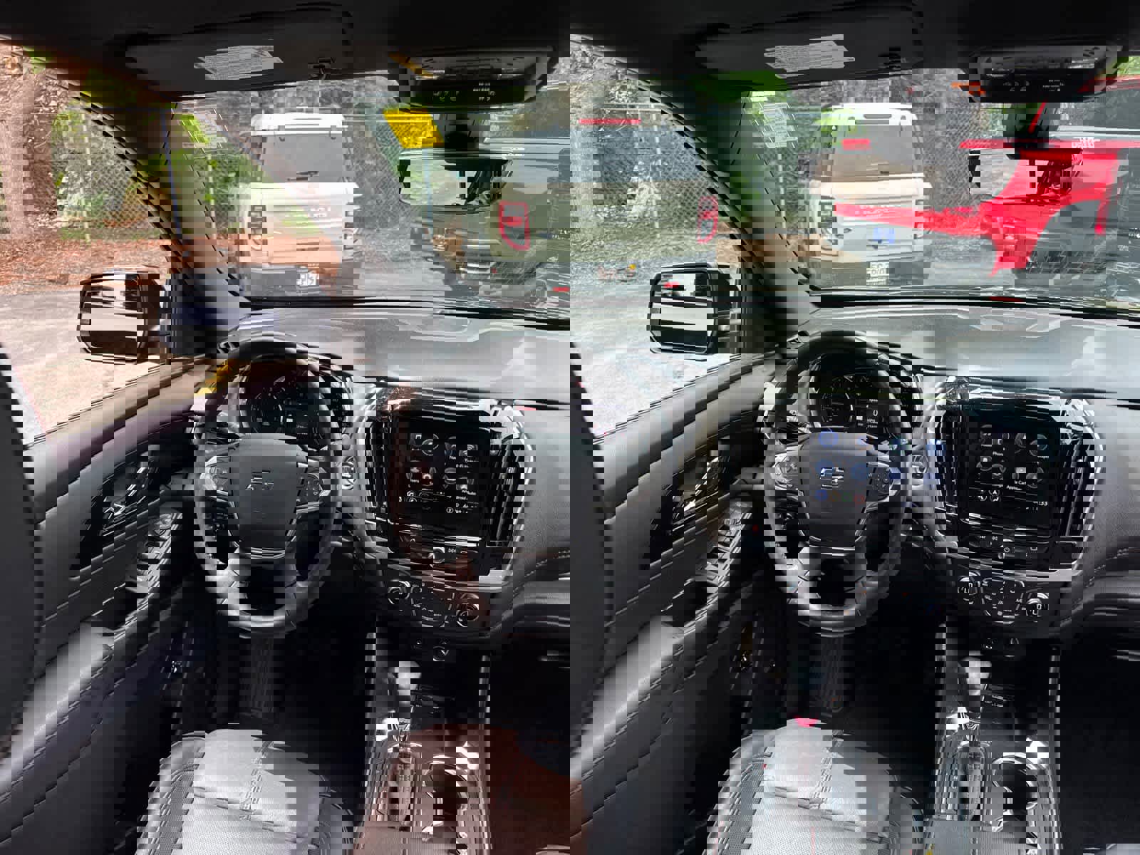 Certified 2022 Chevrolet Traverse RS image 35