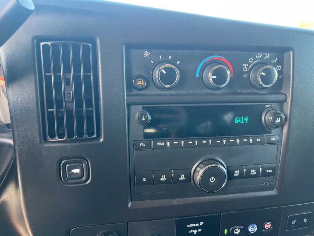 Used 2019 Chevrolet Express 3500 LT w/ LT Preferred Equipment Group RWD image 49