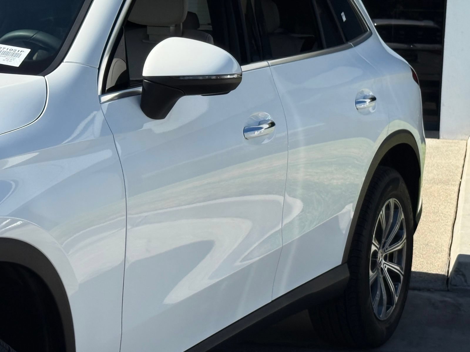 Used 2025 Mercedes-Benz GLC 300 image 4