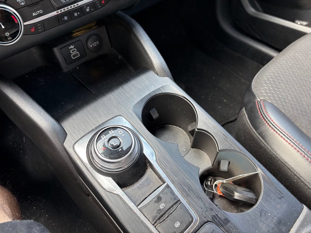 Used 2025 Ford Escape ST-Line Select AWD/4WD image 27
