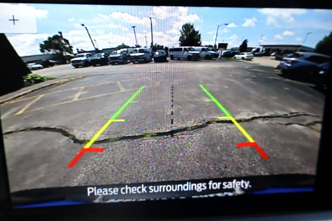 Used 2022 Ford Escape SE image 8