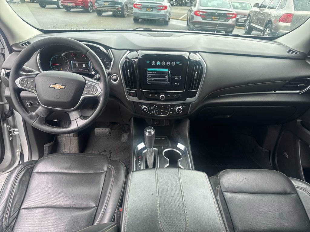 Used 2019 Chevrolet Traverse Premier w/ Redline Edition AWD/4WD image 11