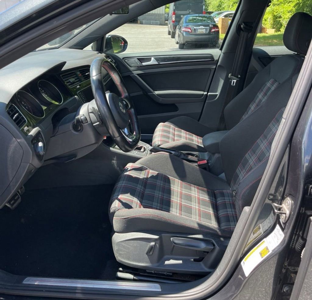 Used 2017 Volkswagen GTI S FWD image 2