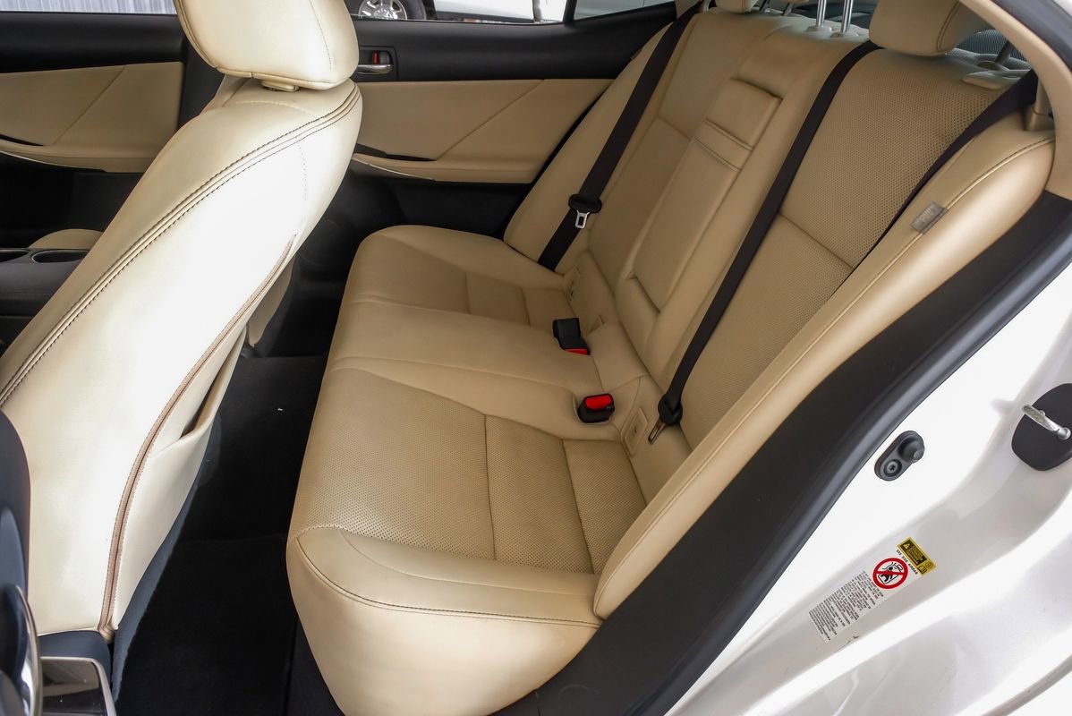 Used 2016 Lexus IS 200t RWD image 38