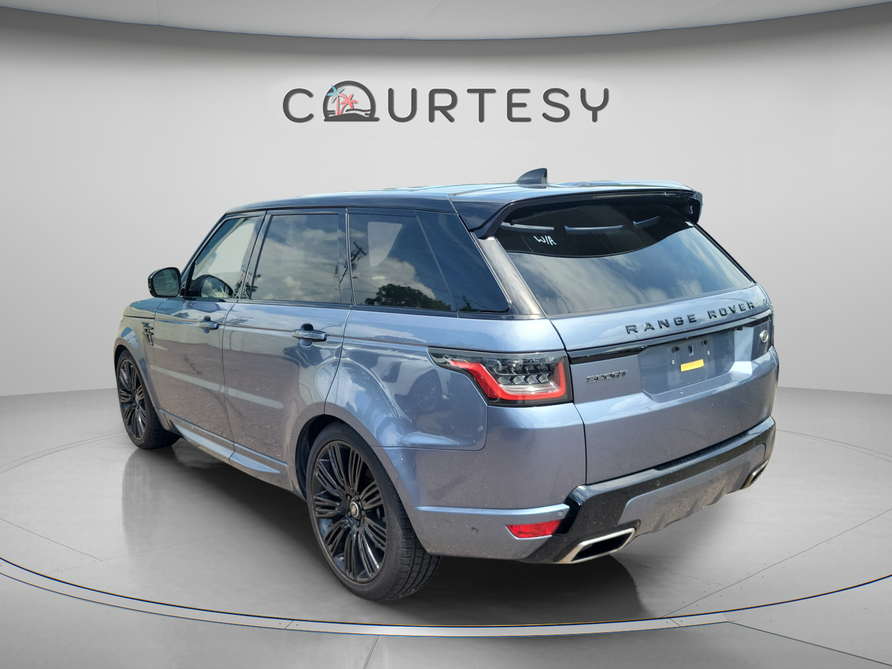 Used 2019 Land Rover Range Rover Sport HSE Dynamic AWD/4WD image 3