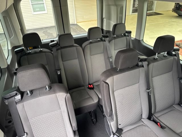 Used 2024 Ford Transit 350 XLT RWD image 31