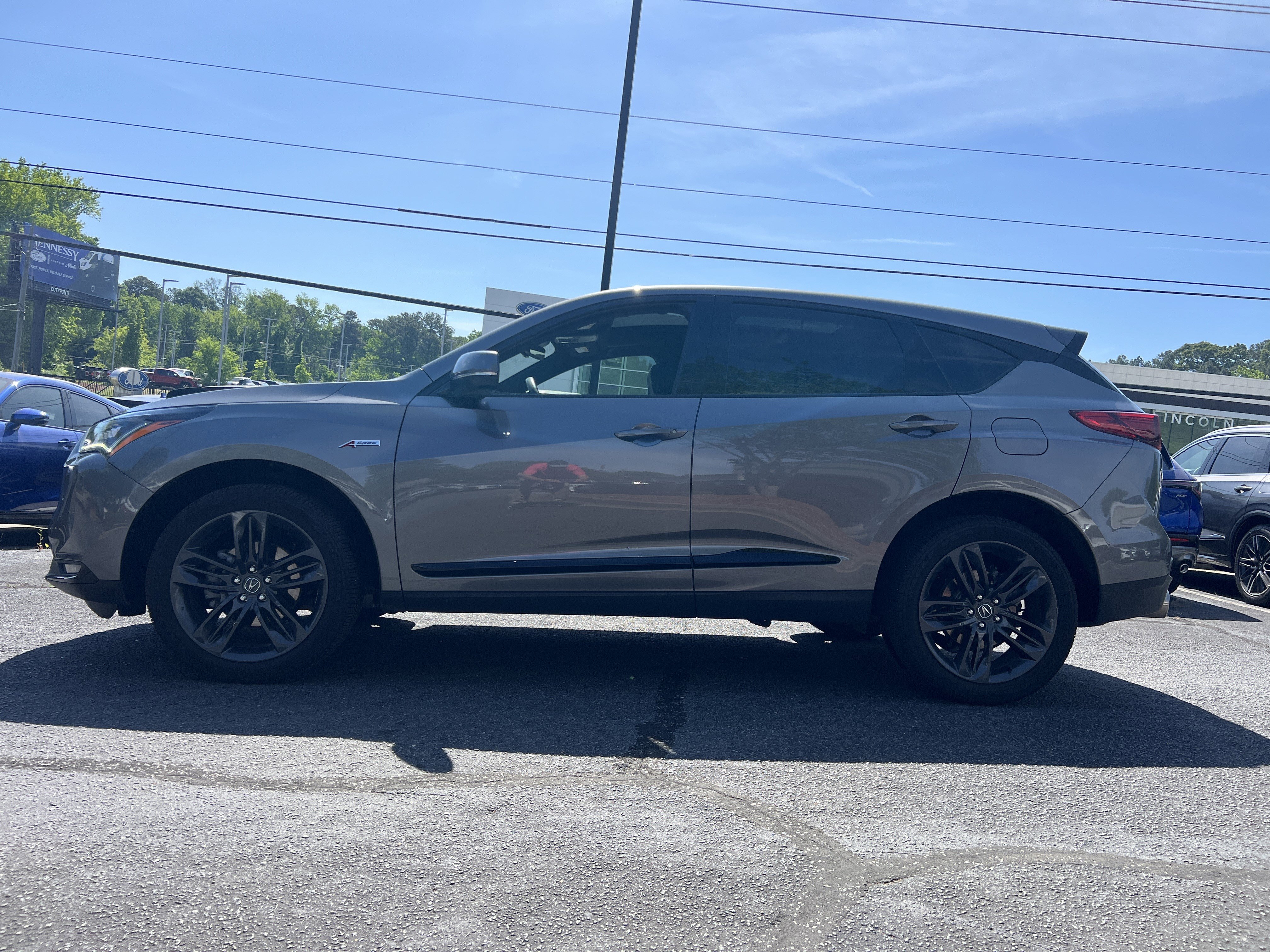 Used 2023 Acura RDX A-Spec image 2