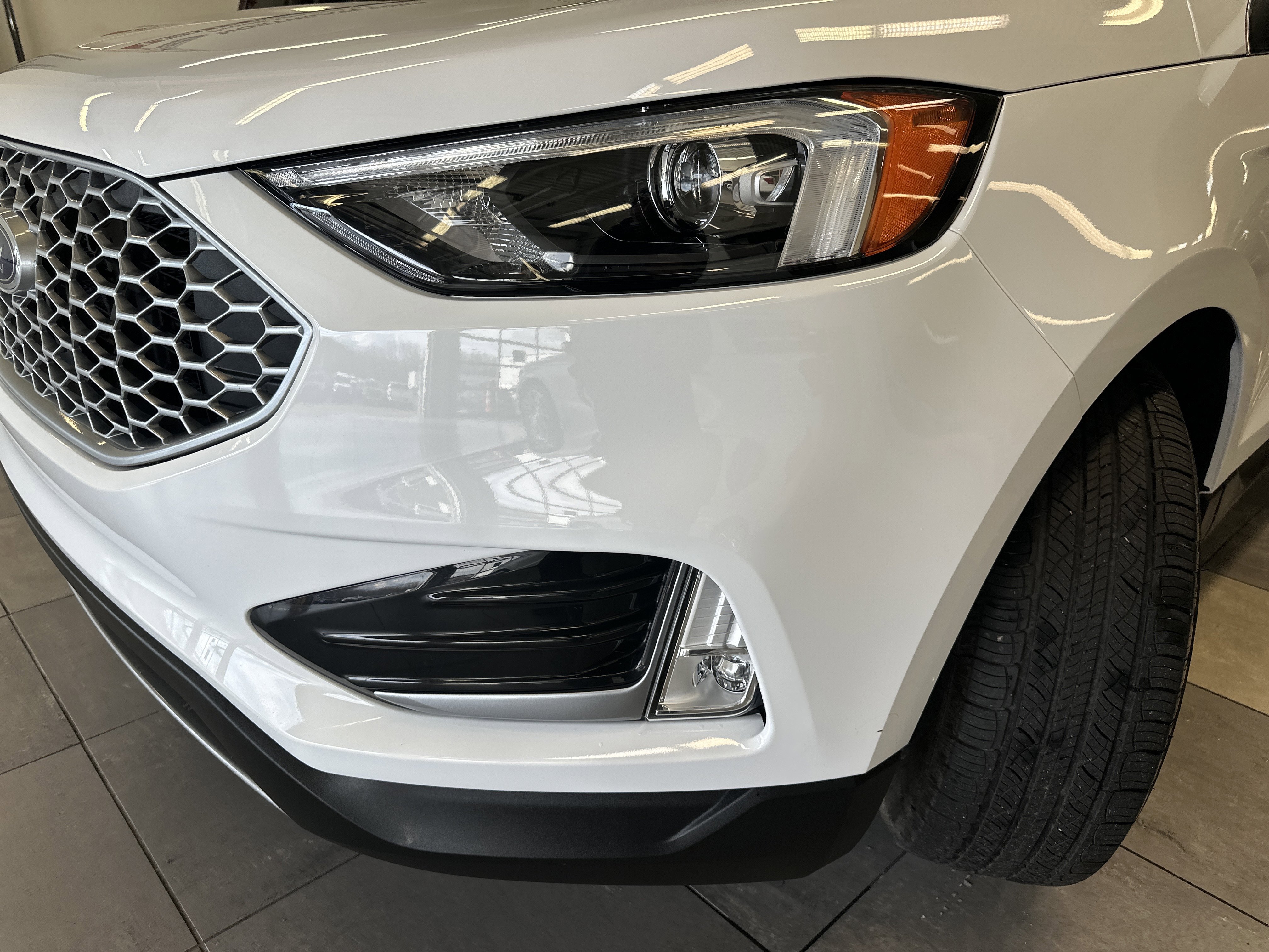 Used 2024 Ford Edge SEL w/ Convenience Package image 18