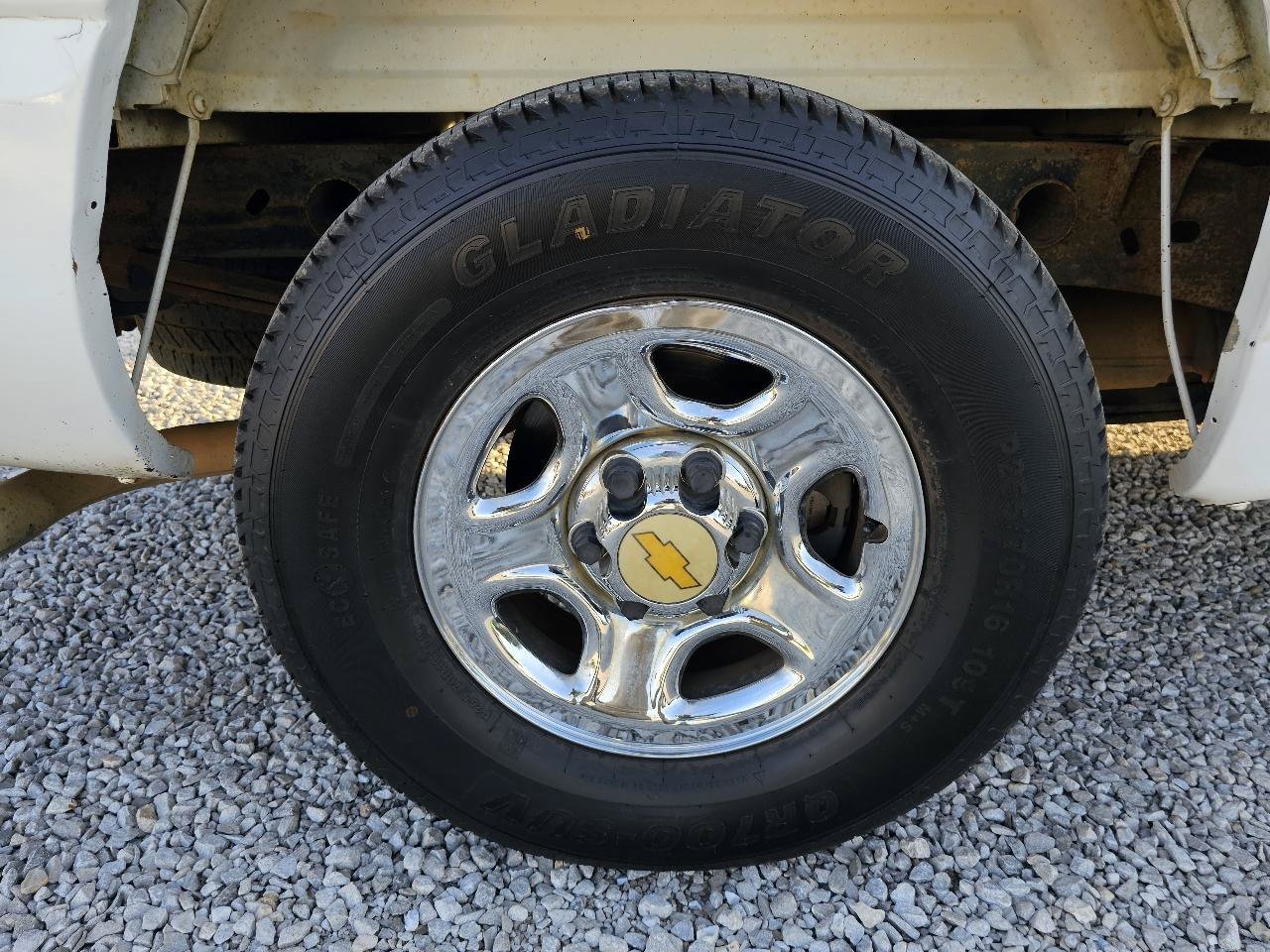 Used 2000 Chevrolet Silverado 1500 LS RWD image 56
