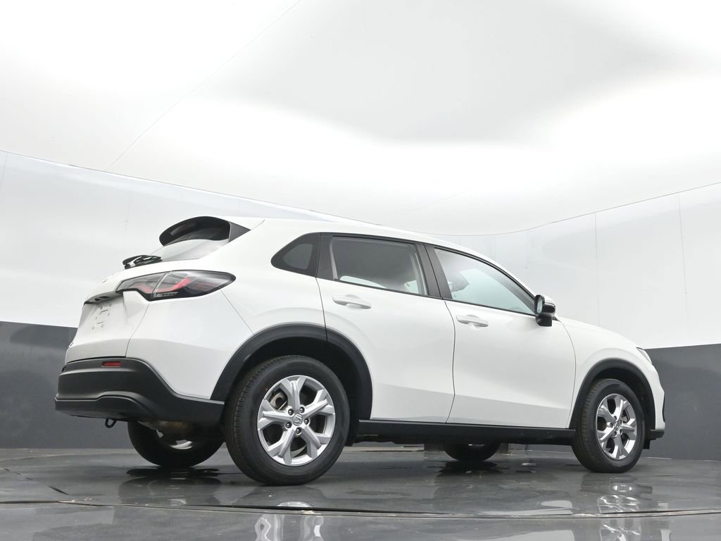 Certified 2024 Honda HR-V LX image 23