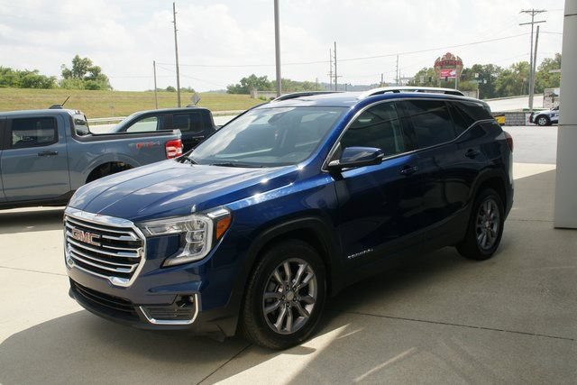 Used 2023 GMC Terrain SLT FWD image 5