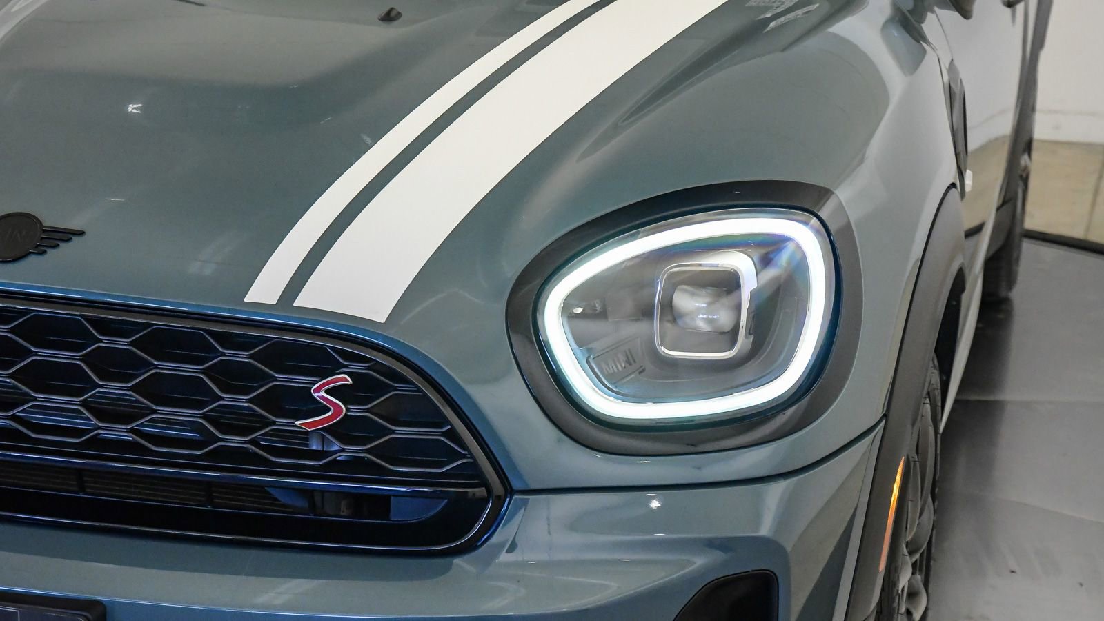 Certified 2024 MINI Cooper Countryman S FWD image 9