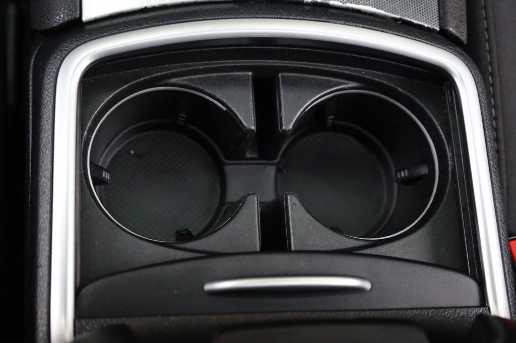 Used 2016 Dodge Charger SXT w/ Navigation & Travel Group image 42