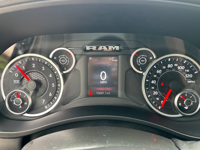 Used 2025 RAM 2500 Big Horn AWD/4WD image 28