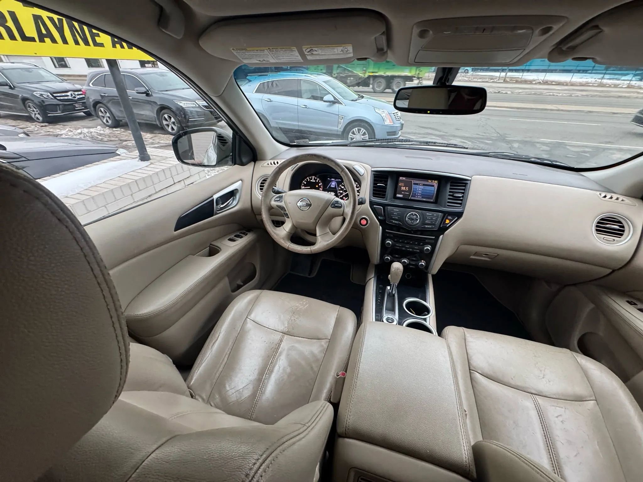 Used 2015 Nissan Pathfinder SV AWD/4WD image 34