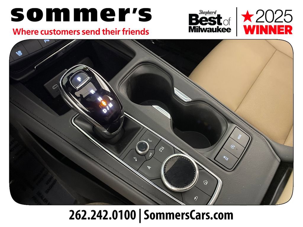 Used 2024 Cadillac XT4 Premium Luxury w/ Technology Package AWD/4WD image 21