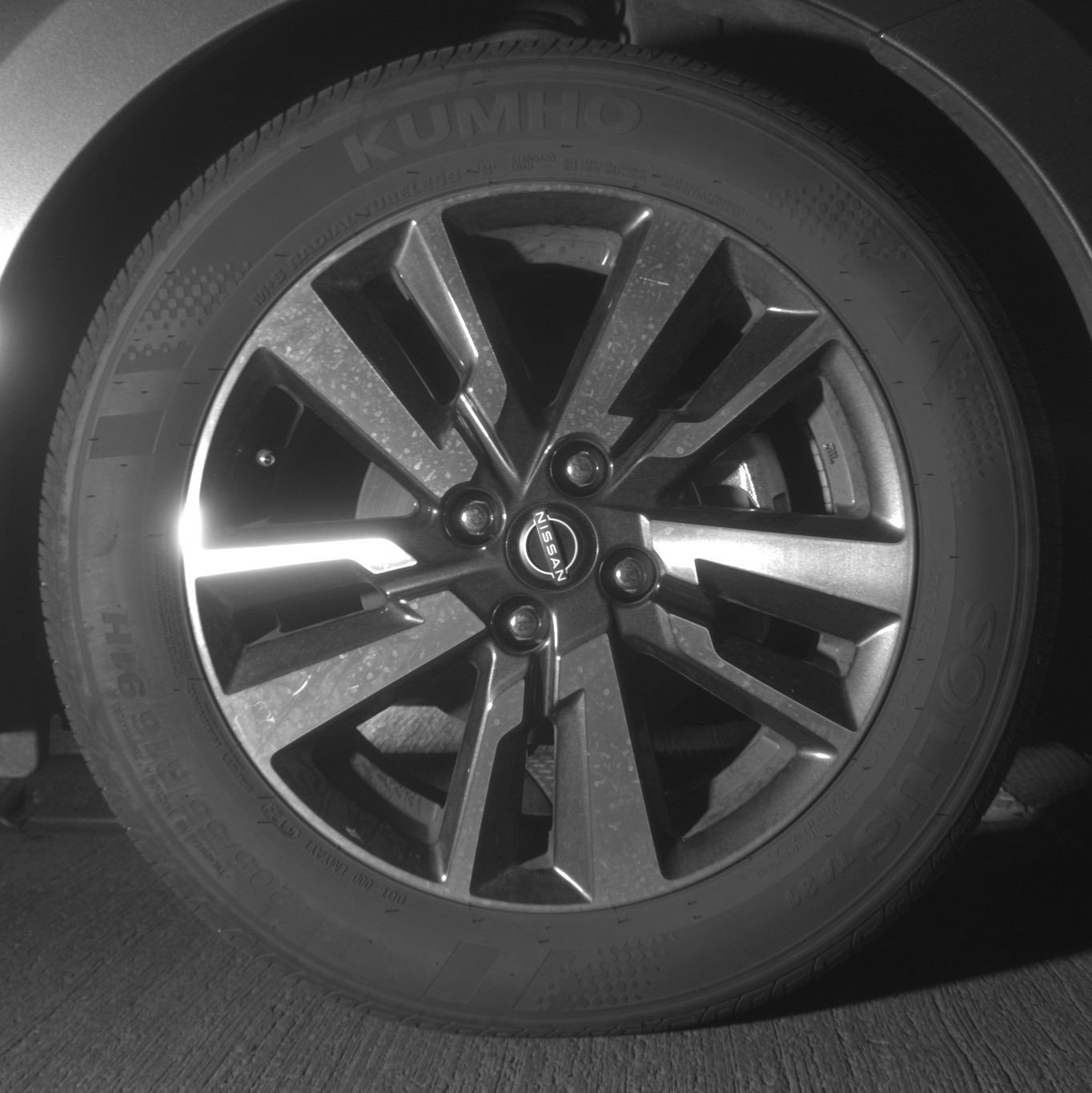 Used 2025 Nissan Versa SV FWD image 13