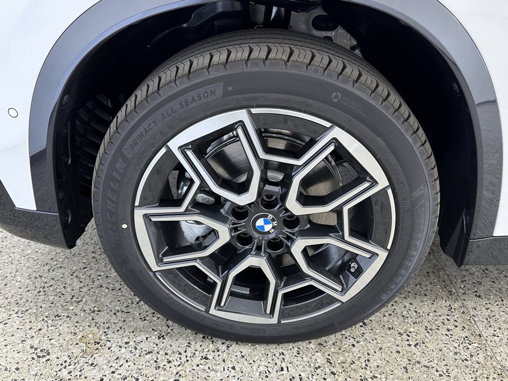 New 2025 BMW X1 xDrive28i w/ Premium Package image 7