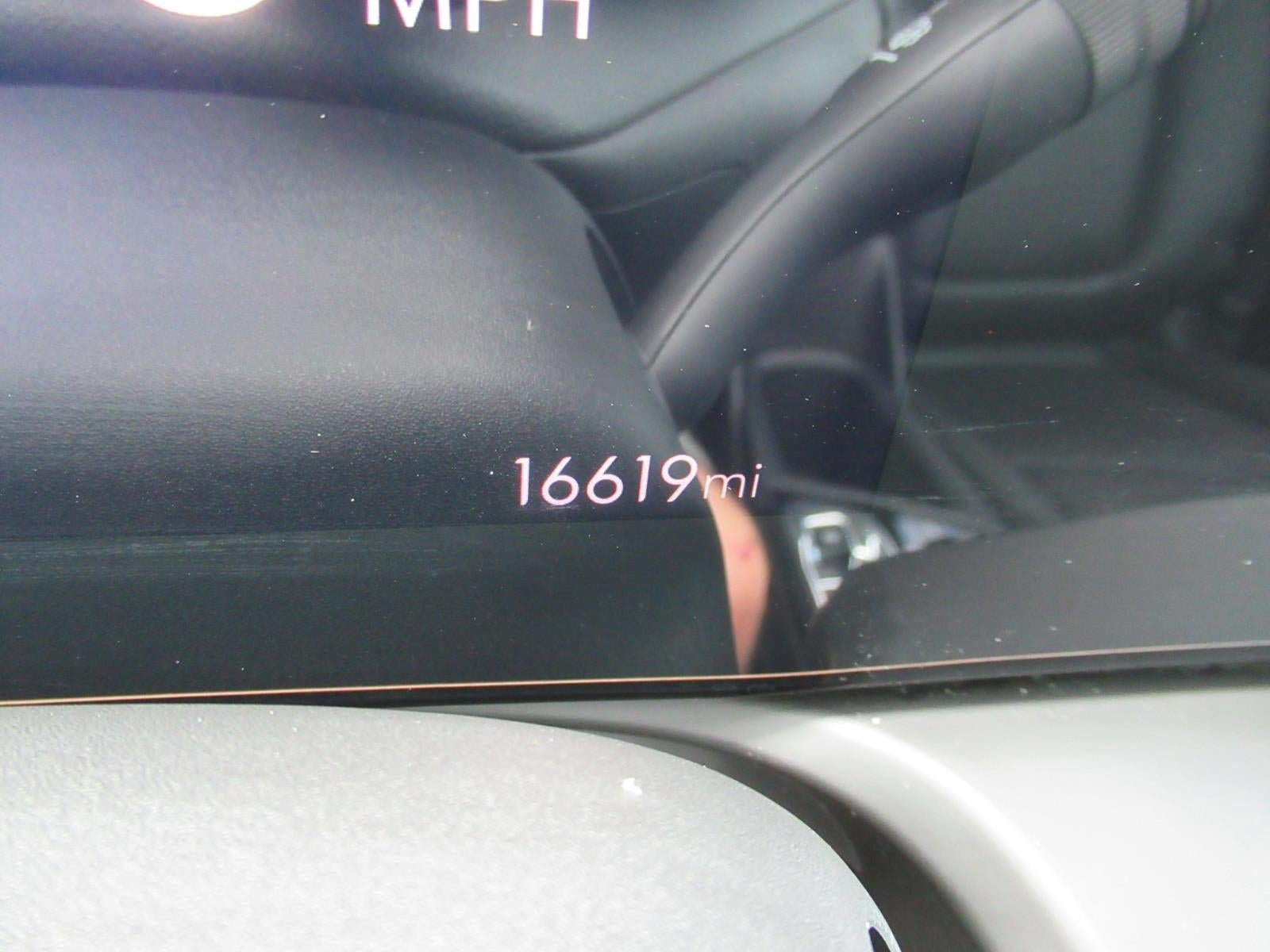 Used 2024 Buick Encore GX Sport Touring w/ Comfort Package FWD image 32