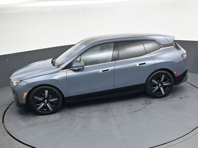Used 2023 BMW iX xDrive50 w/ Premium Package image 25