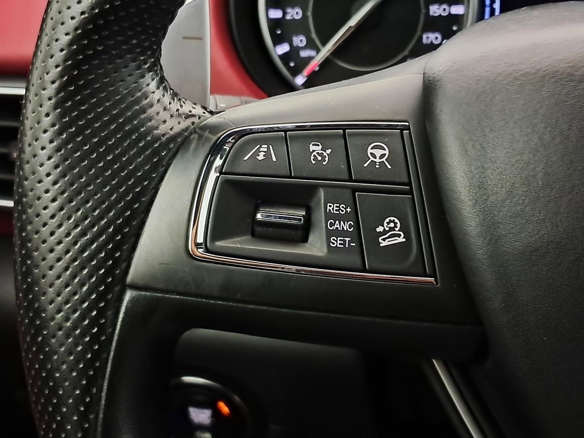 Used 2021 Maserati Levante S AWD/4WD image 9