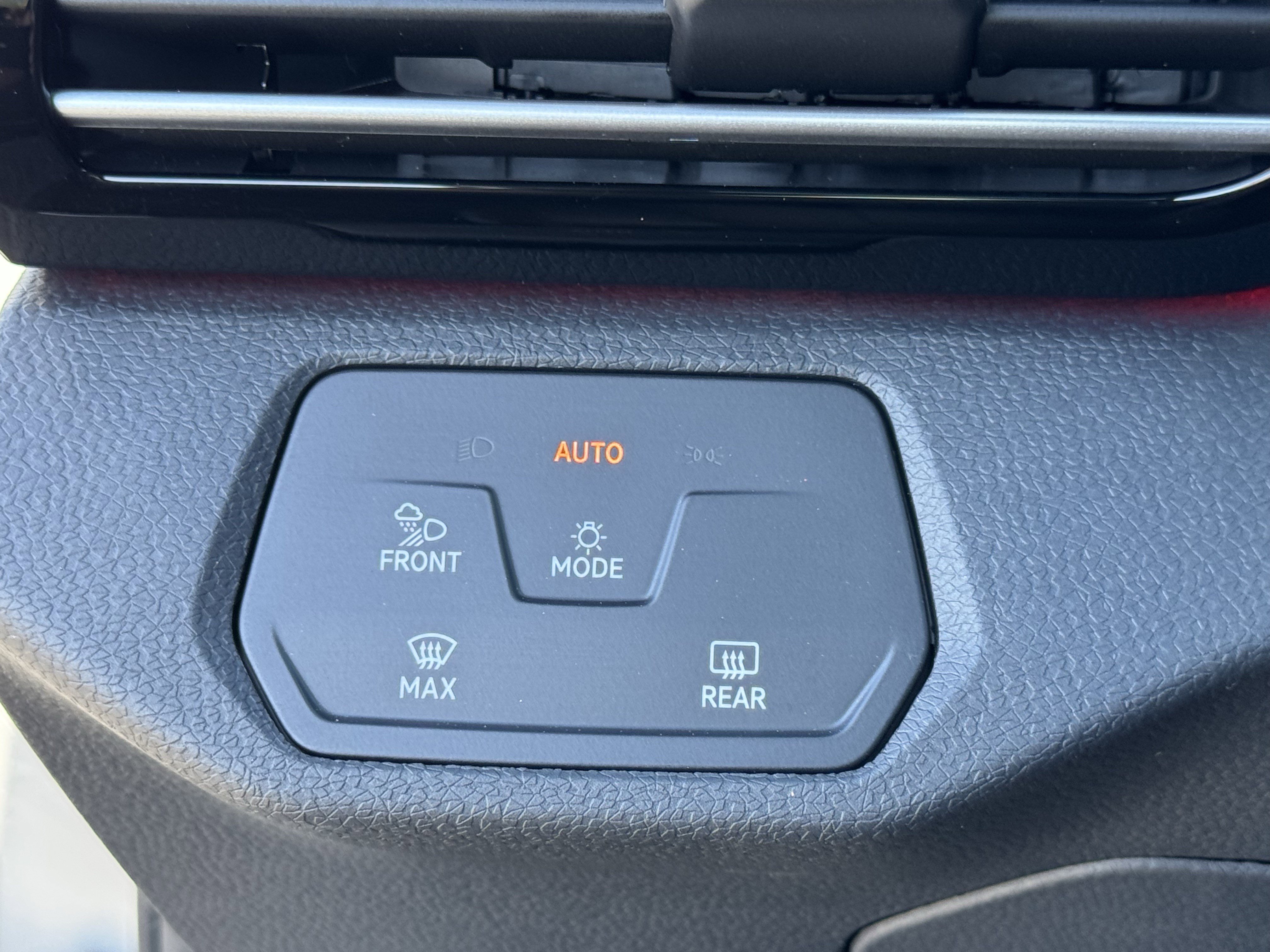 Used 2021 Volkswagen ID.4 Pro S w/ ID.4 Protection Package image 27