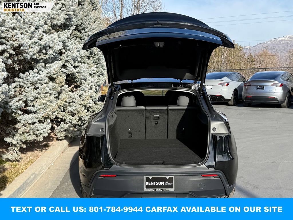 Used 2026 Tesla Model Y Long Range image 37