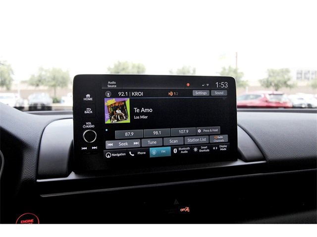 New 2025 Honda Pilot Touring image 18