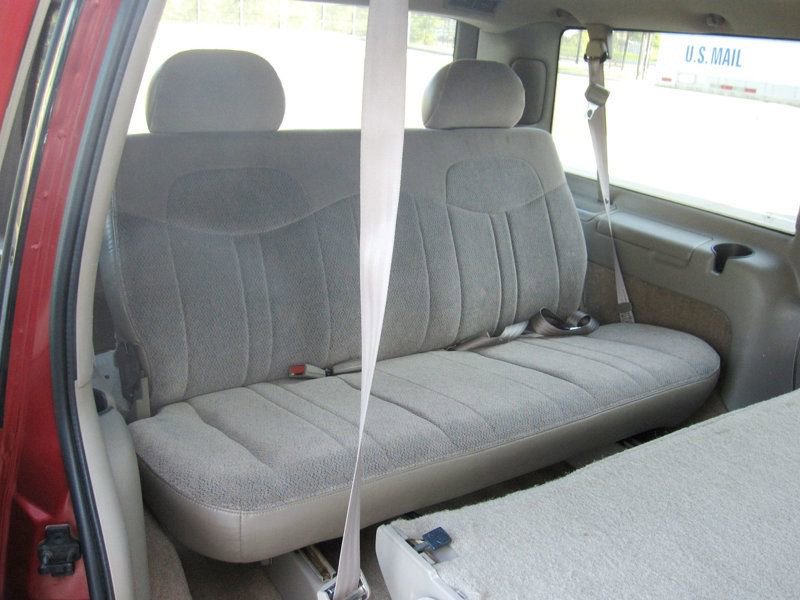 Used 1999 GMC Safari AWD image 32
