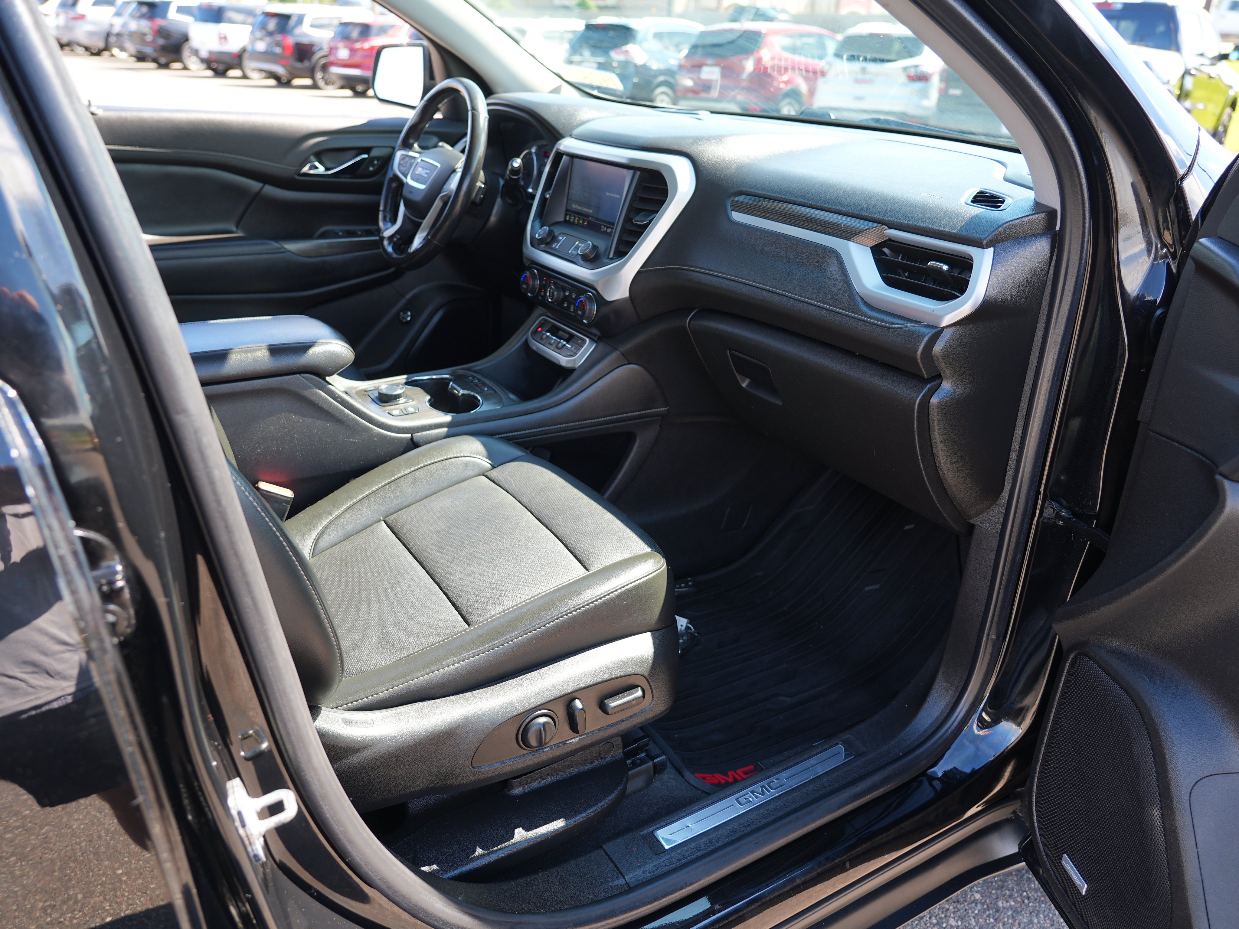 Used 2021 GMC Acadia SLT w/ Preferred Package AWD/4WD image 36