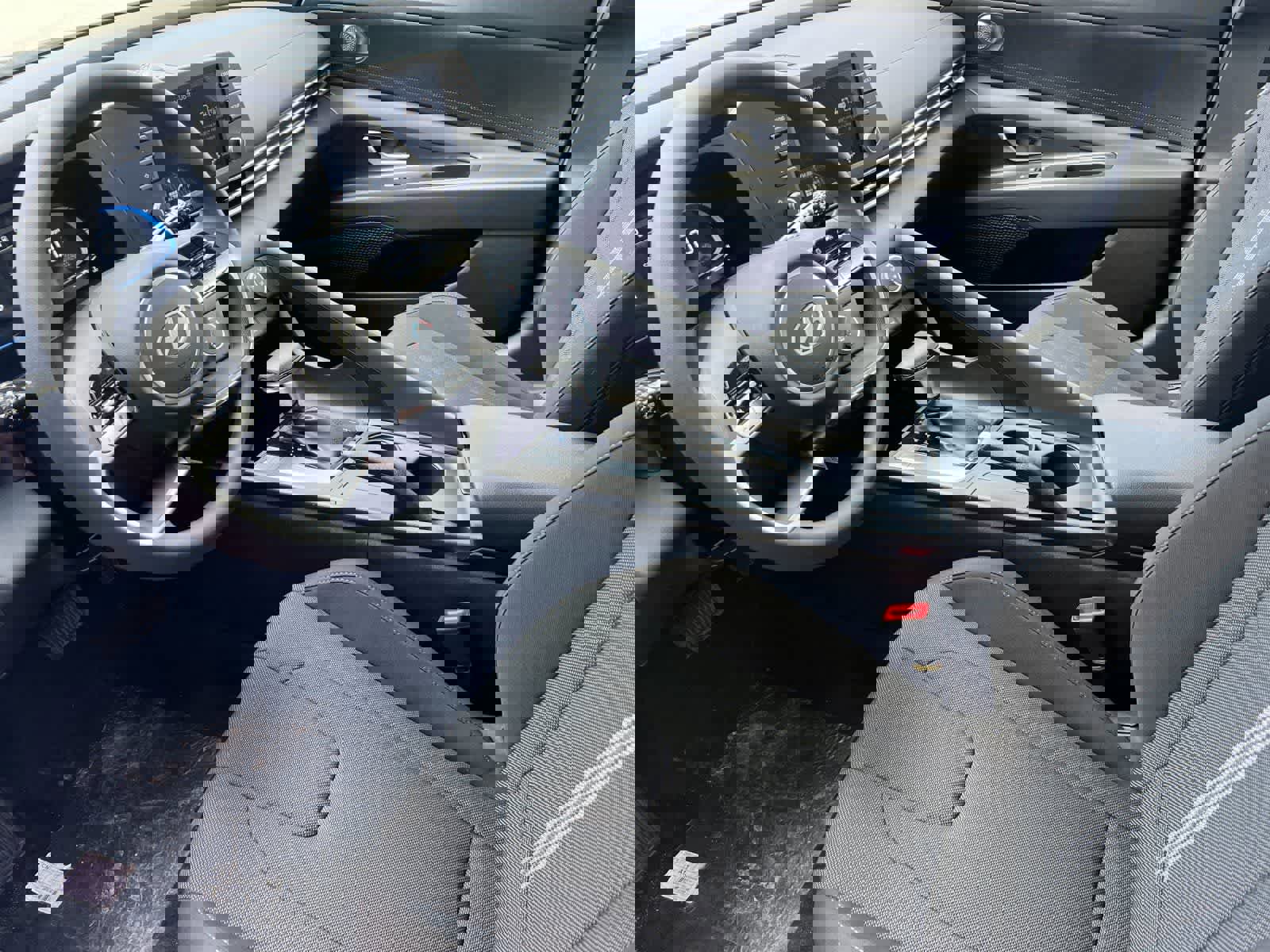 New 2025 Hyundai Elantra SE image 11