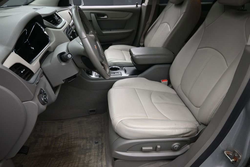 Used 2017 Chevrolet Traverse LT AWD/4WD image 15