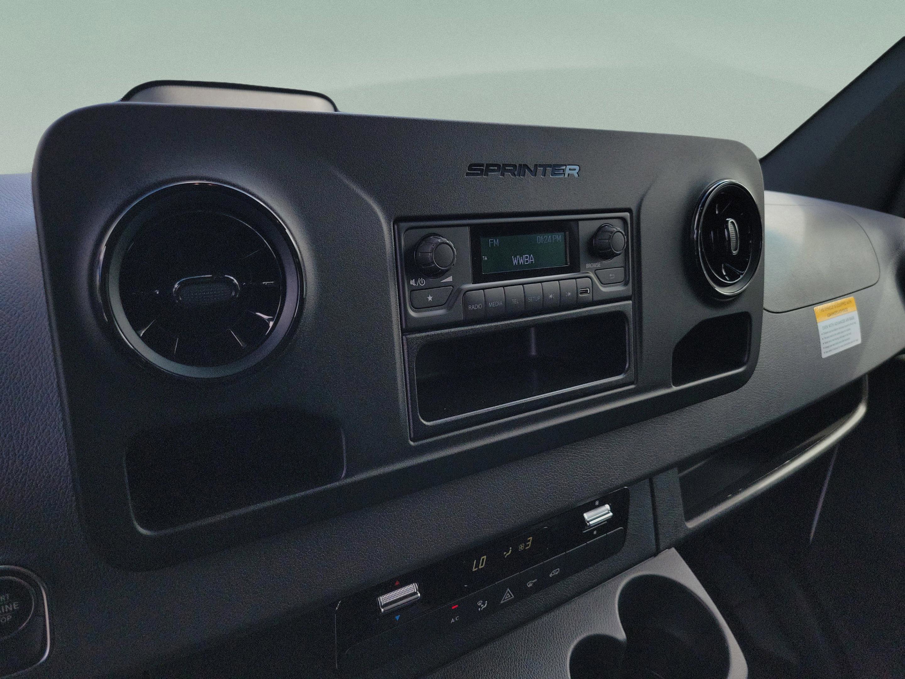 New 2025 Mercedes-Benz Sprinter 2500 image 19