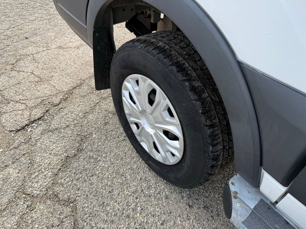 Used 2018 Ford Transit 250 130 Low Roof w/ Exterior Upgrade Package image 15