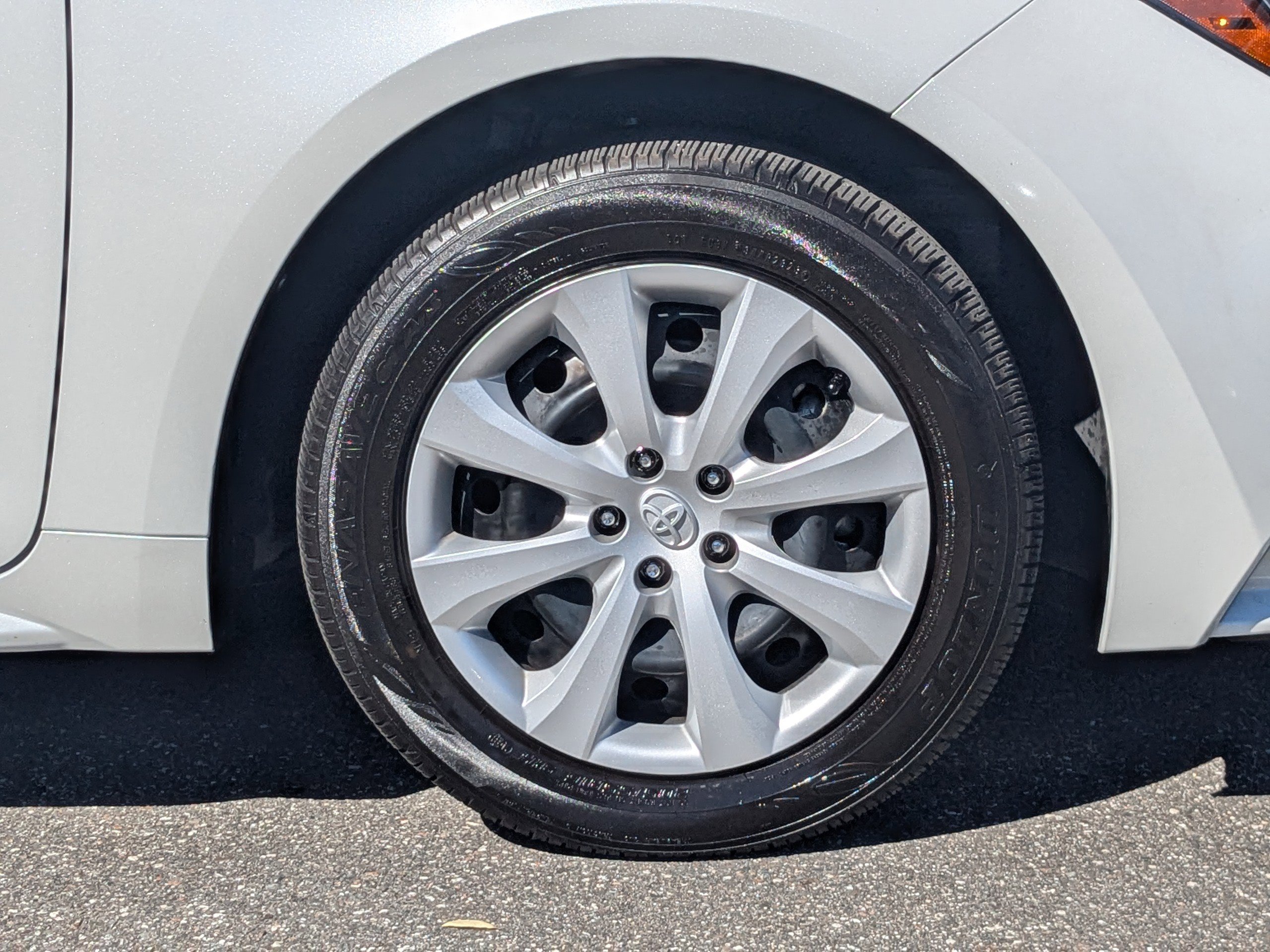 Used 2023 Toyota Corolla LE image 11