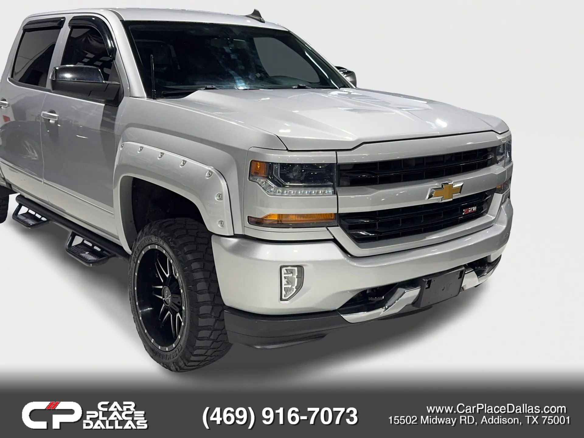 Used 2018 Chevrolet Silverado 1500 LT w/ Texas Edition AWD/4WD image 3