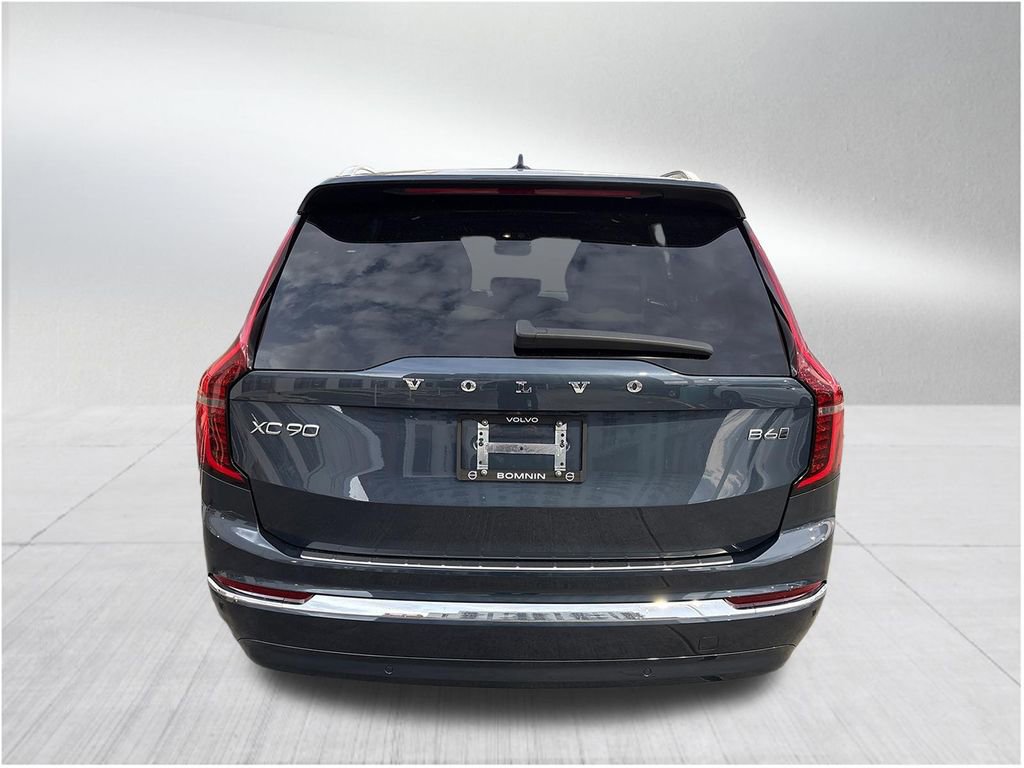 New 2026 Volvo XC90 B6 Plus w/ Protection Package Premier image 5