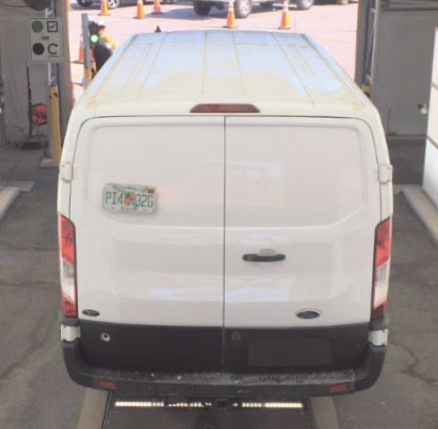 Used 2021 Ford Transit 250 Low Roof RWD image 9