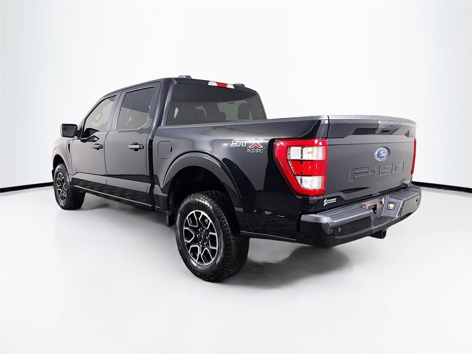 Used 2023 Ford F150 XL w/ STX Appearance Package AWD/4WD image 5
