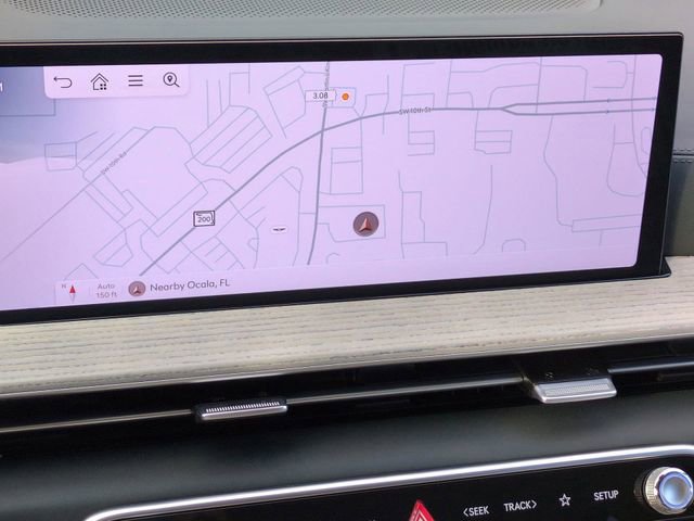 Certified 2025 Genesis GV80 2.5T Select AWD/4WD image 18