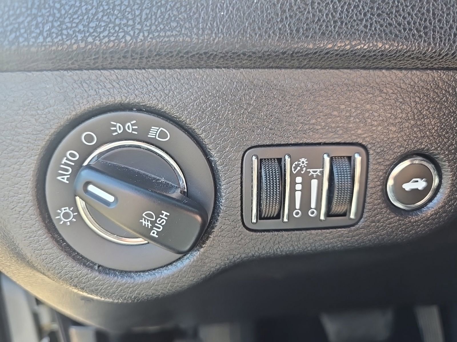 Used 2021 Chrysler 300 S image 22