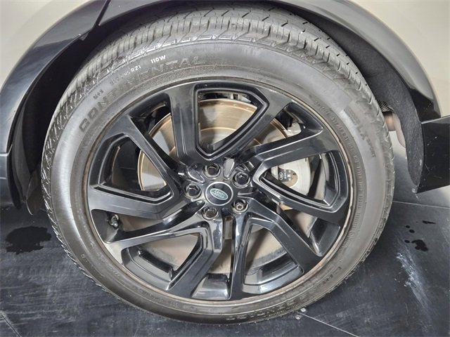 Used 2021 Land Rover Discovery S R-Dynamic image 11