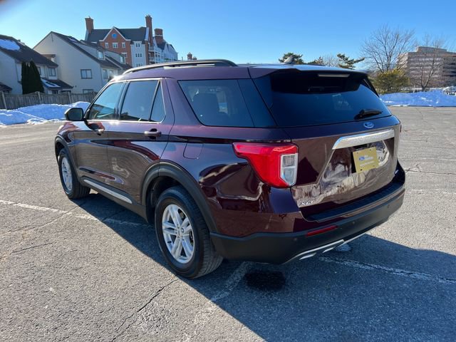Certified 2022 Ford Explorer XLT w/ Equipment Group 202A image 5