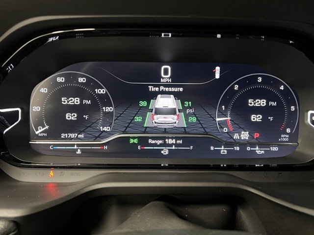 Used 2023 GMC Yukon Denali image 24