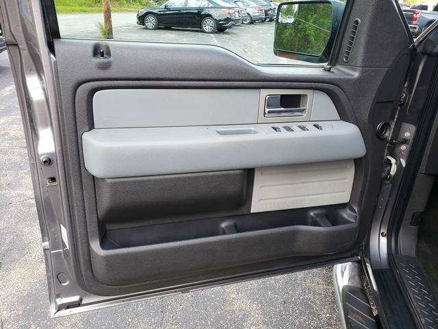 Used 2011 Ford F150 XLT w/ XLT Chrome Pkg AWD/4WD image 12