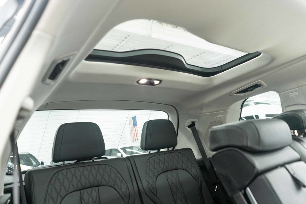 Used 2026 BMW X7 xDrive40i AWD/4WD image 14
