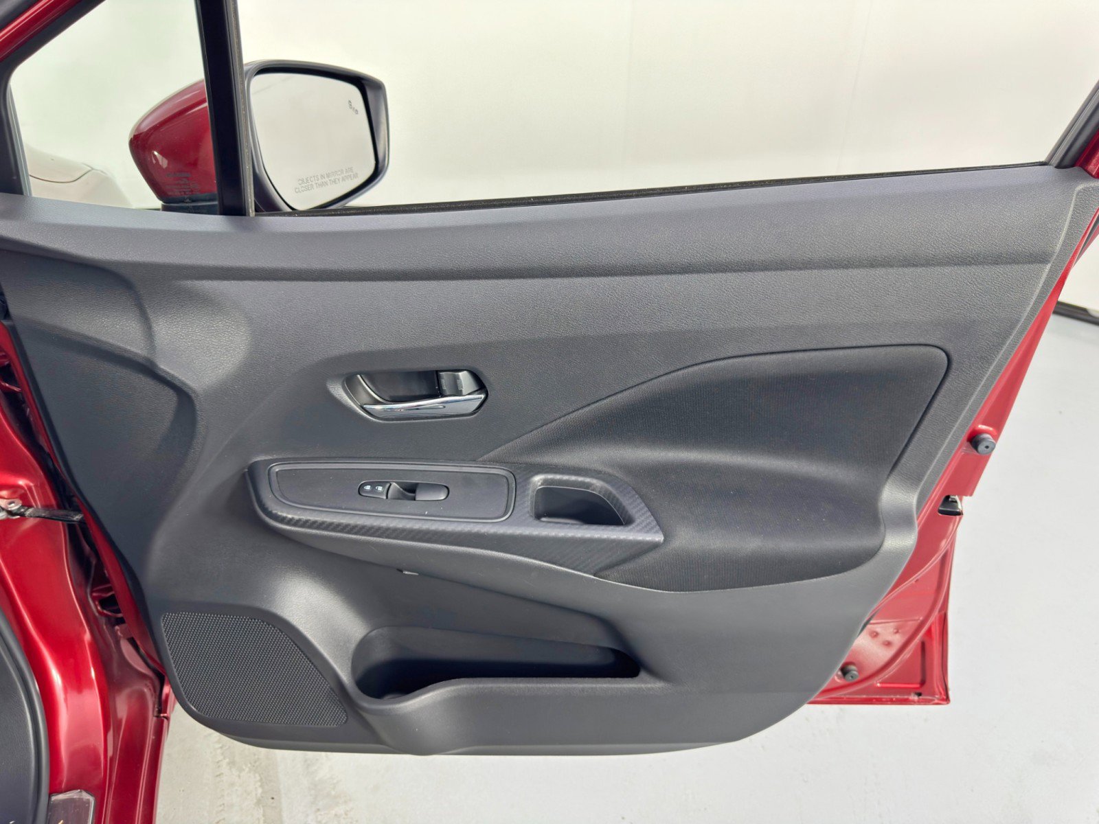 Used 2022 Nissan Versa SV w/ Electronics Package image 36