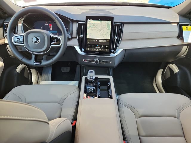 New 2026 Volvo XC90 T8 Plus w/ Protection Package Premier image 11