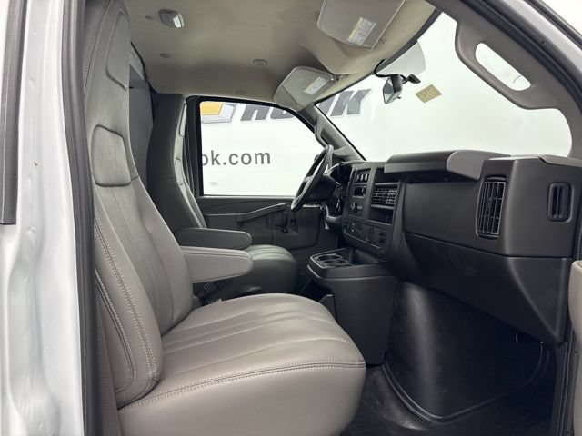 New 2025 Chevrolet Express 3500 w/ Power Convenience Package RWD image 35